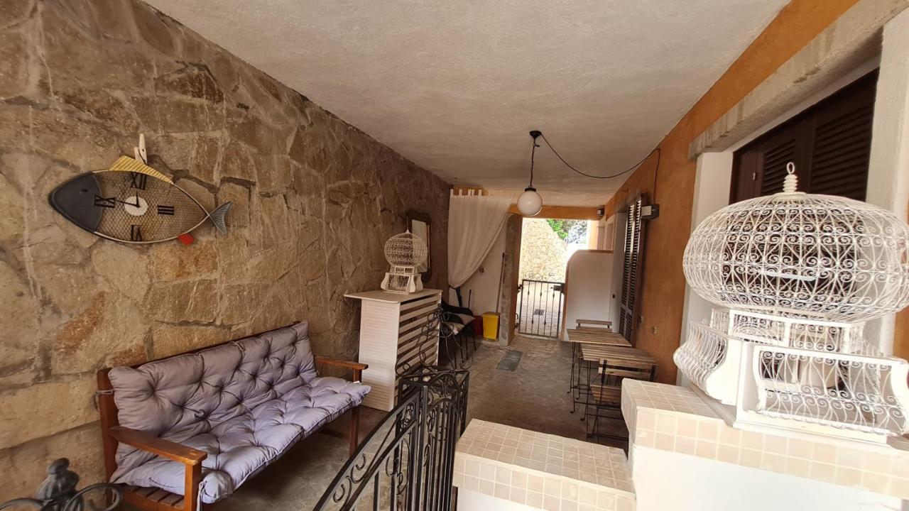 לה מדלנה Residence Borgo Punta Villa מראה חיצוני תמונה