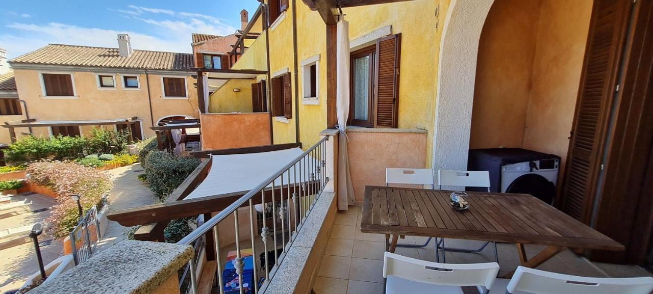 לה מדלנה Residence Borgo Punta Villa מראה חיצוני תמונה
