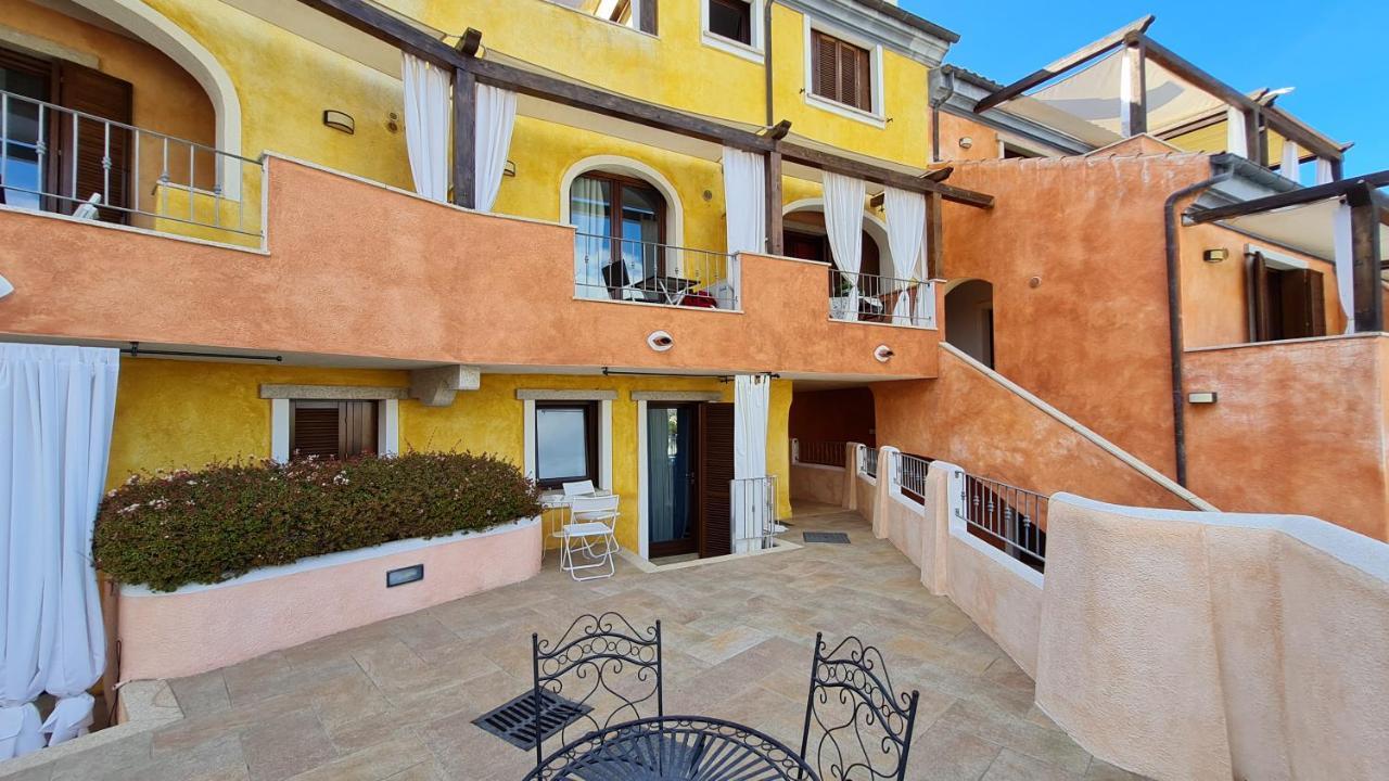 לה מדלנה Residence Borgo Punta Villa מראה חיצוני תמונה