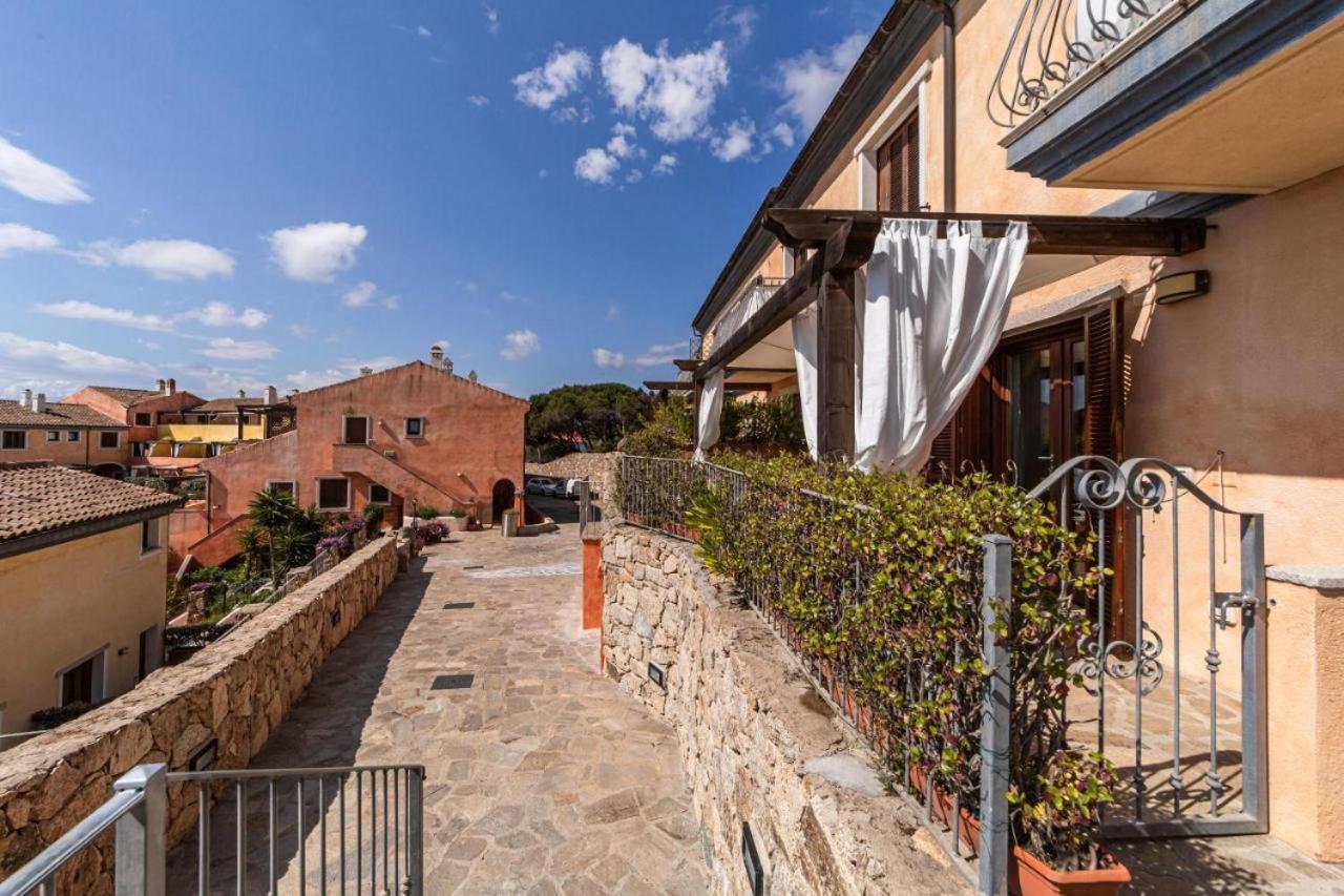 לה מדלנה Residence Borgo Punta Villa מראה חיצוני תמונה